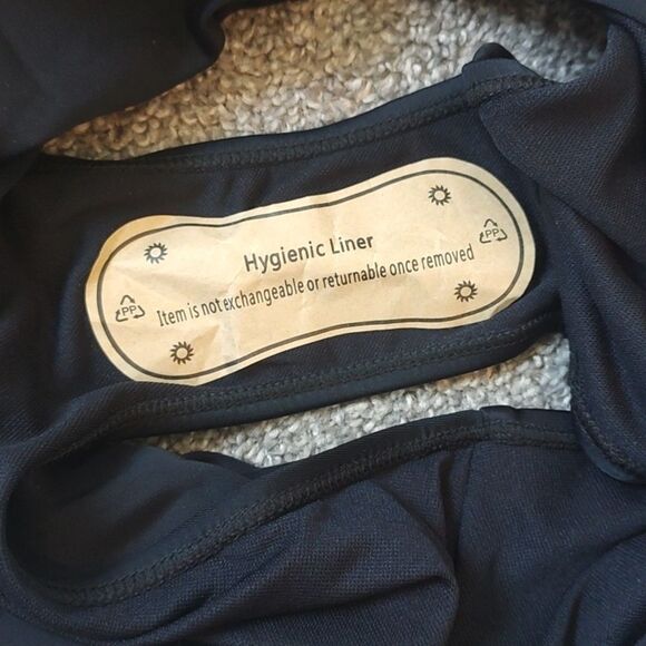 New With Tags Size Small Shekini Women's Twist Front Black Bikini Bottom - Picture 10 of 10